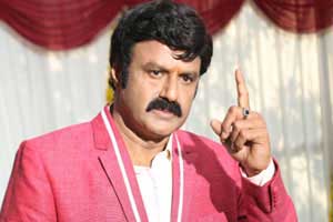 balakrishna,lion movie,balakrishna characterization,satyadeva director  ‘లయన్‌’లో బాలయ్య క్యారెక్టరైజేషన్‌!