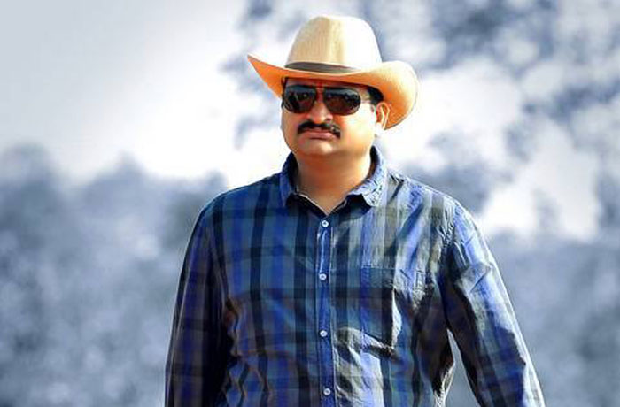 pawan kalyan,bandla ganesh,gabbar singh,producer,one more chance  బండ్ల గణేష్‌లో ఇంకా ఆ కోరిక ఉంది!