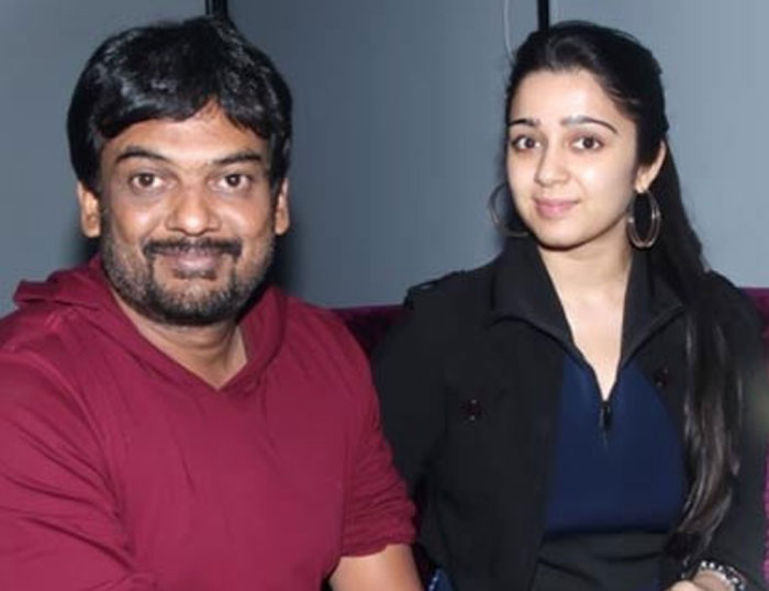 charmee,charmi,puri jagannadh,ismart shankar,budget control,heroine  పూరీని వదిలి పోనంటుంది..!