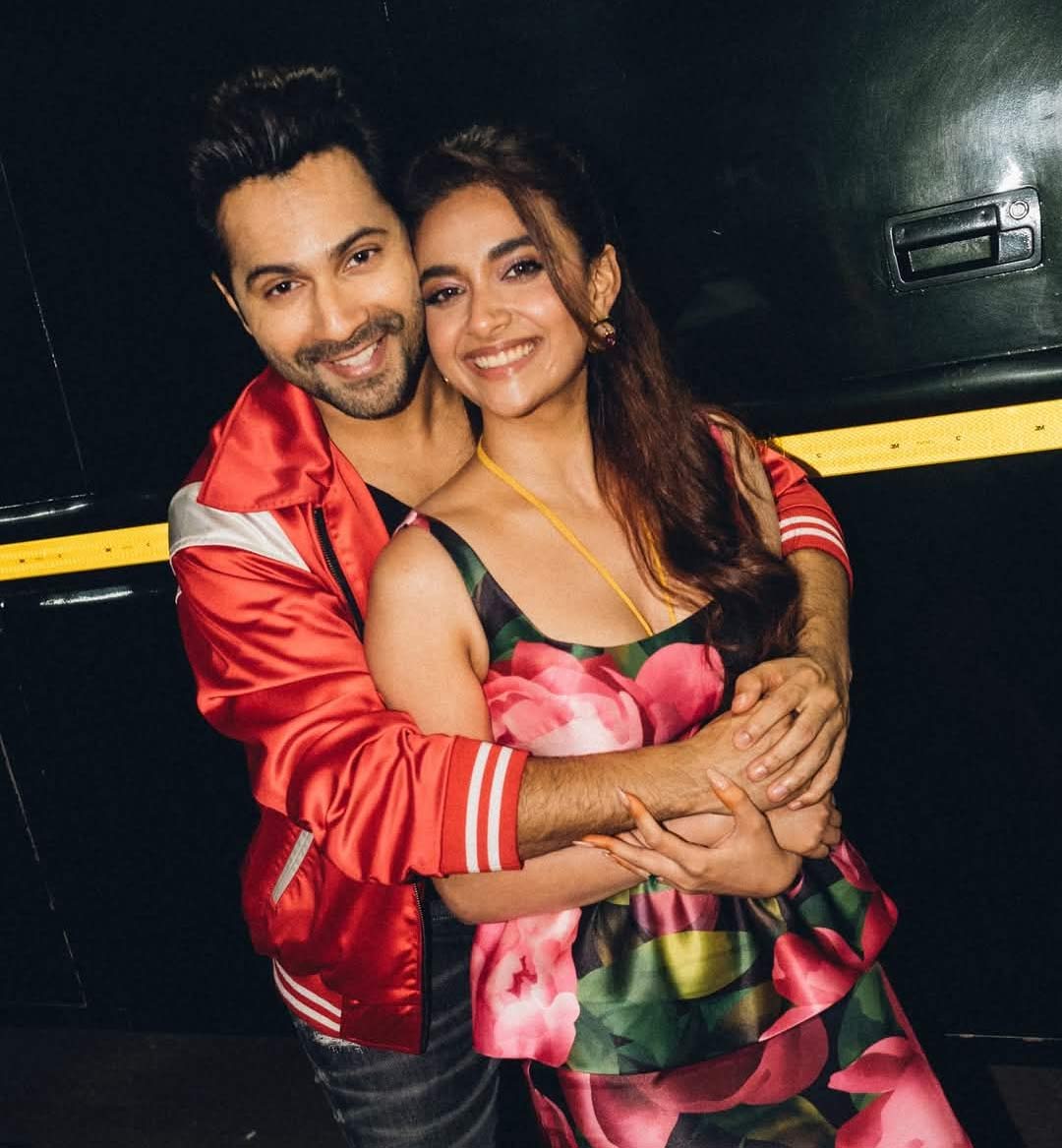 varun dhawan  కీర్తి సురేష్ కోసం బాలీవుడ్ ఎంక్వైరీ