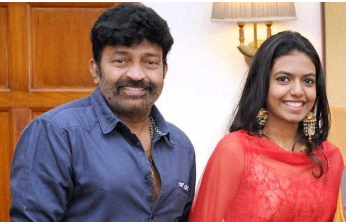 rajasekhar,daughter,shivani,car accident  రాజశేఖర్‌కి ఆనందం లేకుండా చేసింది! 