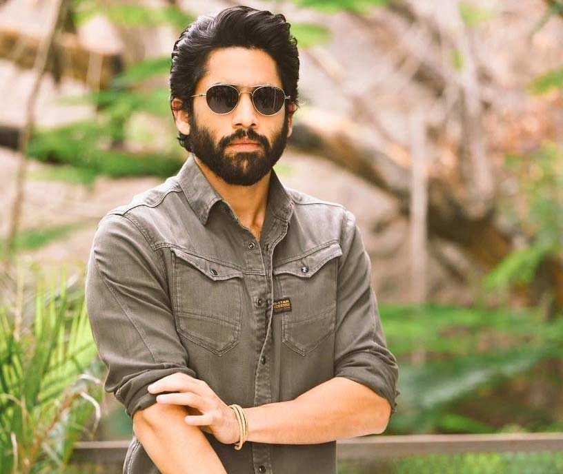 naga chaitanya  ప్లాప్ నుంచి ఎస్కేప్ అయిన చైతు 