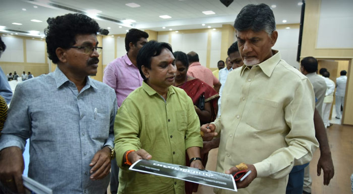 chandrodayam movie,chandrababu naidu,biopic,chandrodayam team  చంద్రబాబు బయోపిక్ ఎంత వరకు వచ్చిందంటే?