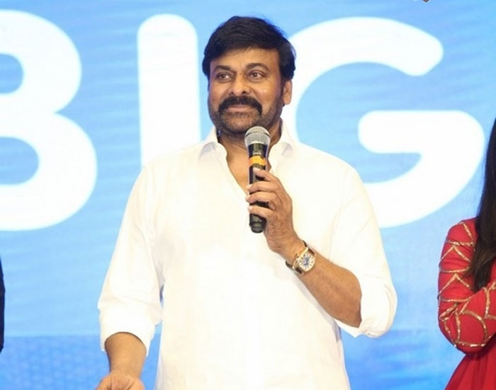 chiranjeevi,announce,152 movie,title,acharya,ram charan,koratala siva  చిరు చేసిన పనికి తల పట్టుకున్న చెర్రీ - కొరటాల?