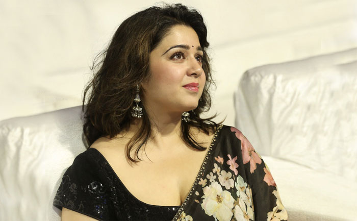 charmi,charmee,actiong,final decision,puri jagannadh,puri connects  ఛార్మీ నుంచి ఆ ప్రకటన కూడా వచ్చేసింది