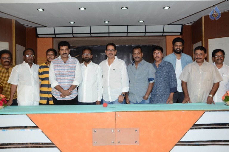 charuseela,sagar,rajeev kanakala,srinivas reddy  థ్రిల్లర్ సబ్జెక్టుతో 'చారుశీల'!