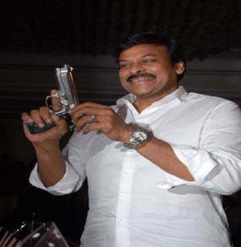 chiranjeevi,150th film,shooting,physic treatment  కసరత్తులు మొదలు పెట్టిన చిరు..!