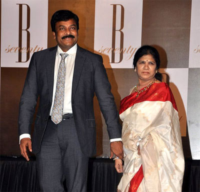 chiranjeevi,chiranjeevi wife,surekha,critic,khaidi no 150  తొలి విమర్శకురాలు సురేఖ..!