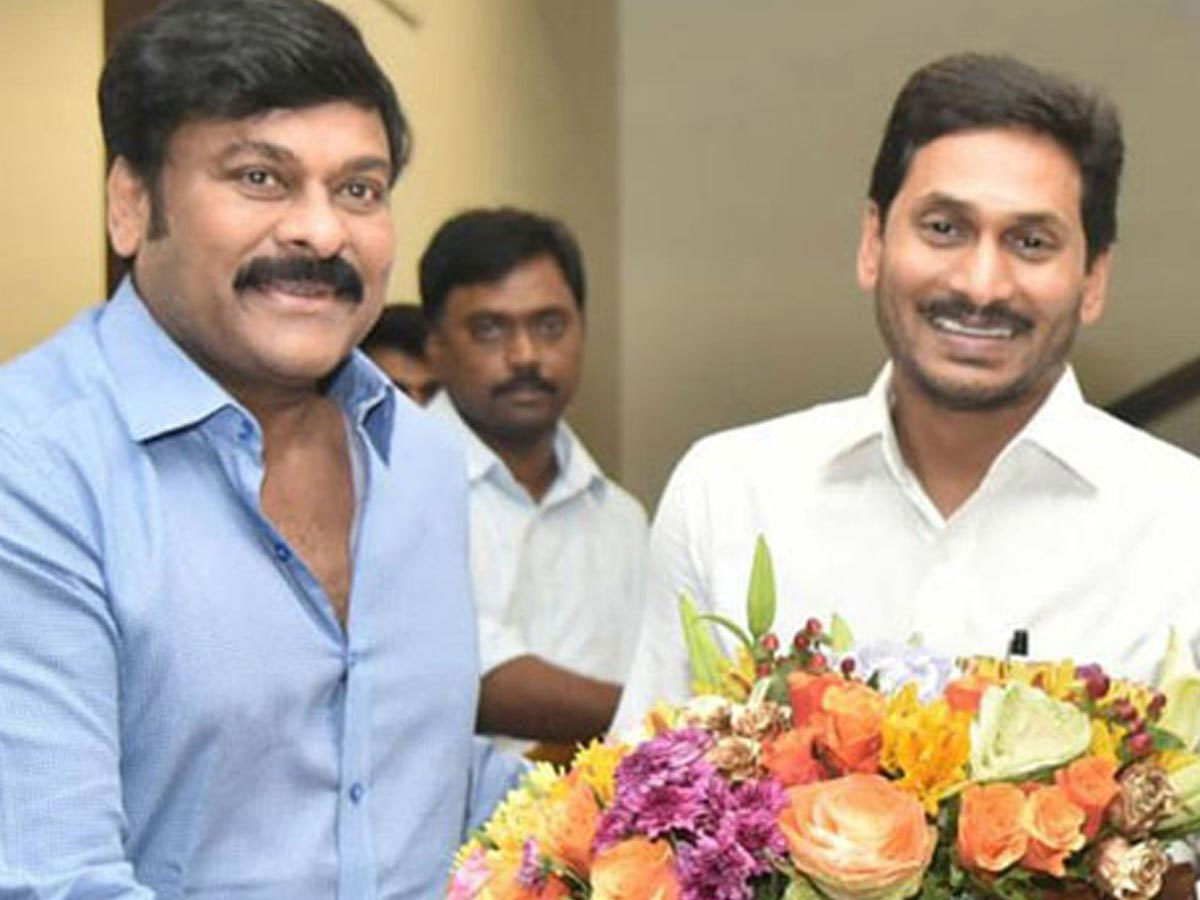 chiranjeevi,tollywood,cm jagan,ap cm,perni nani,cinema industry  సీఎం జగన్ ని కలవనున్న చిరంజీవి