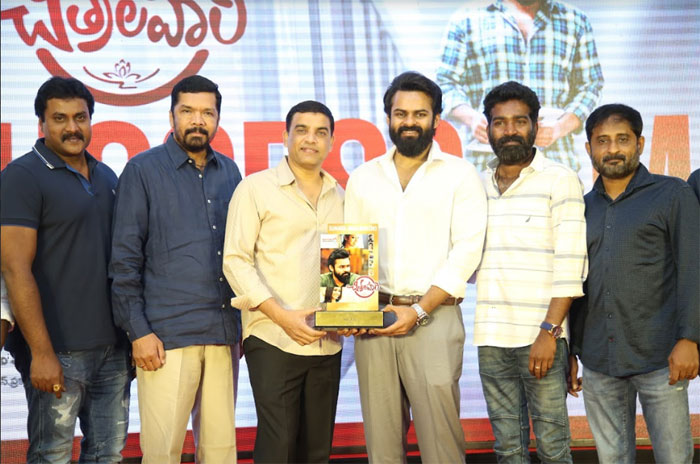 saitej,dil raju,sunil,speech,chitralahari,success meet  అలా చేస్తే క‌చ్చితంగా స‌క్సెస్ మీదే: సాయితేజ్