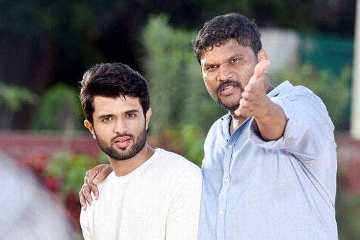 parasuram,geetha govindham,hero,solo,vijay deverakonda,gap,parasuram next film  ‘గీత గోవిందం’ తర్వాత ఇంత గ్యాపేంటి?