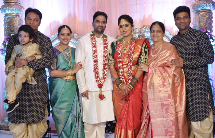 devi sri prasad,sagar,marriage,tollywood  తమ్ముడి పెళ్లిని తీరిగ్గా చెప్పిన దేవీ శ్రీ!