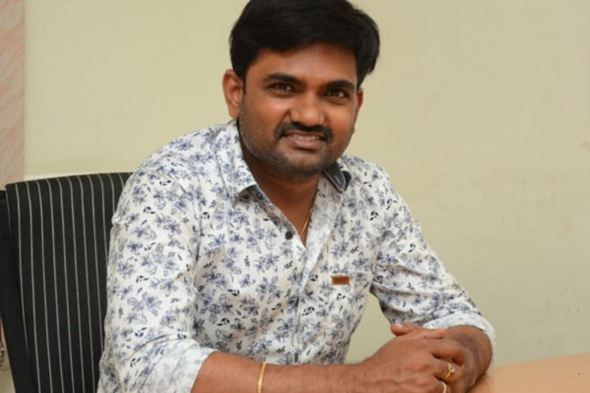 director maruthi,prabhas,radhe shyam,powerful clarification,maruthi with prabhas combo,prabhas - amruthi combo  దర్శకుడు మారుతి పబ్లిసిటీ స్టంట్