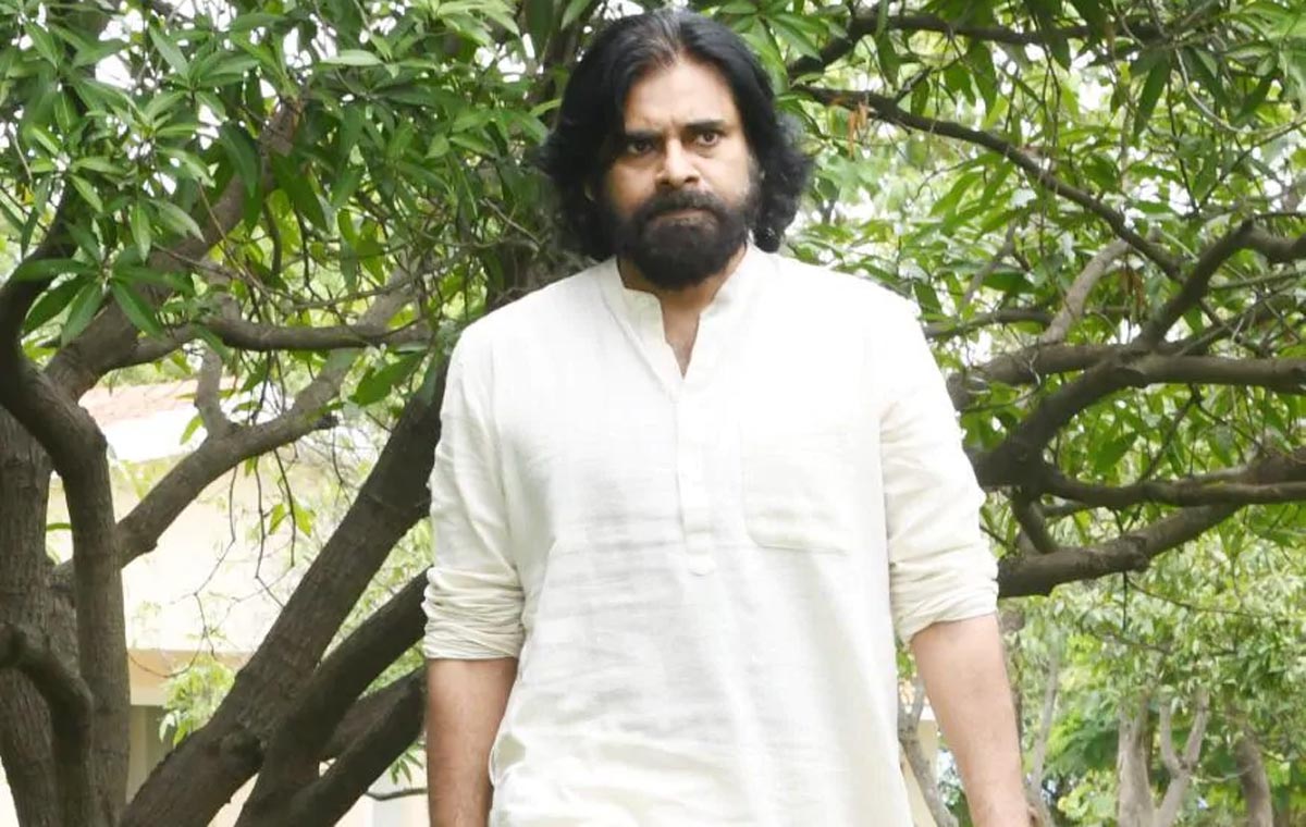 pawan kalyan,fitness,politics,movies,dil raju,power star  పవన్ అర్జెంట్‌గా దృష్టి పెట్టాల్సింది ఏంటయ్యా అంటే?