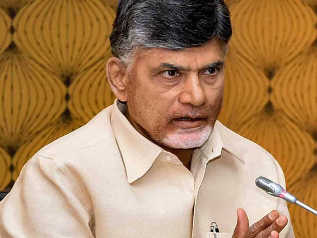 chandrababu  బాబాయినే వేసేశారు.. బాబెంత.