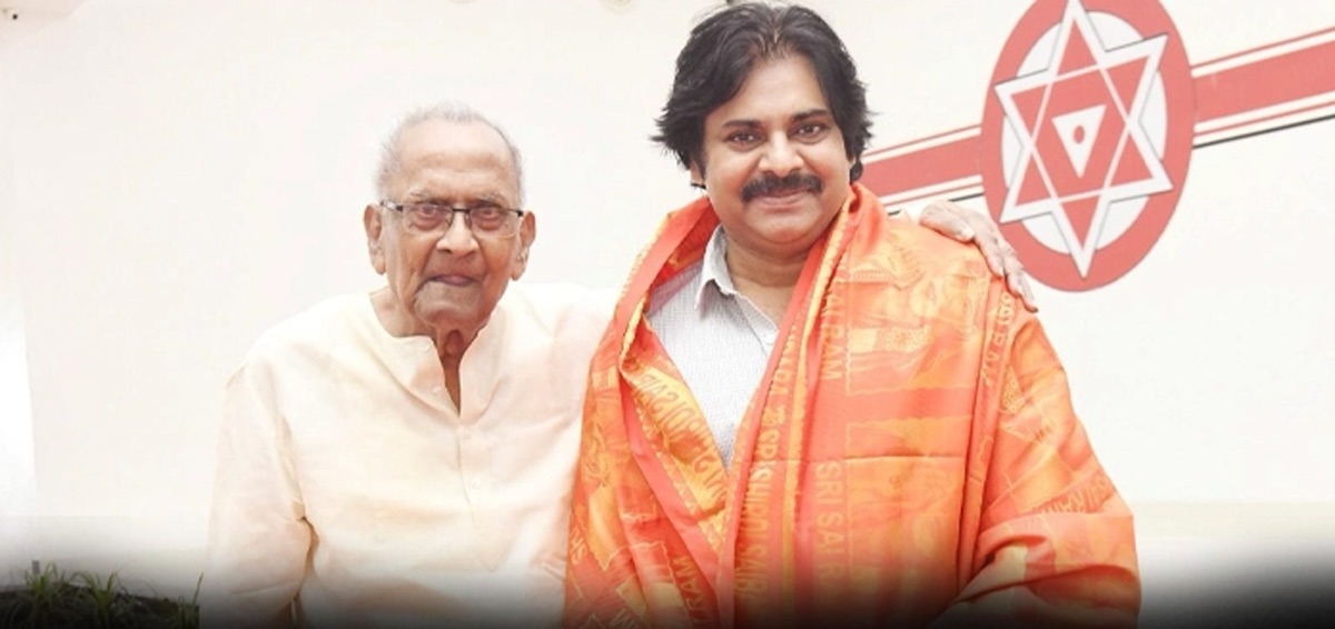 hari rama jogayya and pawan  పవన్‌ను ఇలా తగులుకున్నాడేంటి?