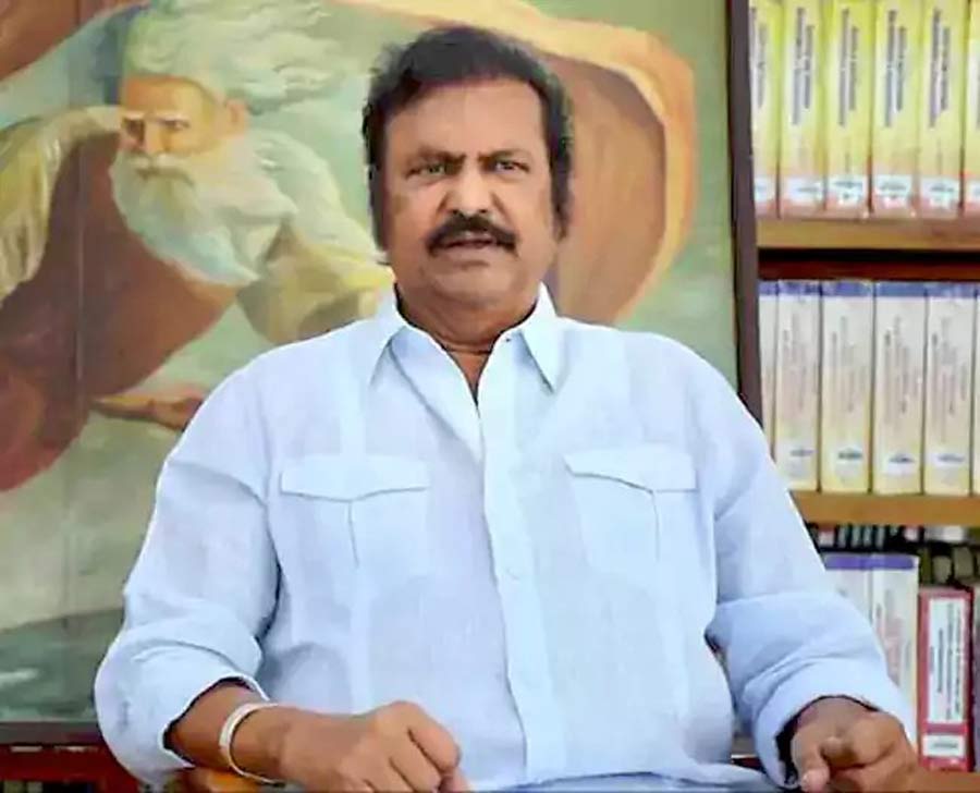 mohan babu  మోహన్‌బాబు ఆరోగ్యంపై హెల్త్‌ బులెటిన్‌