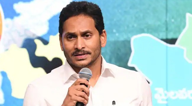 ys jagan mohan reddy  చివరి నిమిషంలో ఏంటిది జగన్?