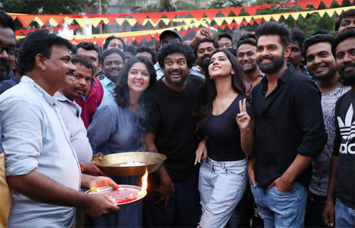 ismart shankar,shooting,completed,update  ‘ఇస్మార్ట్ శంకర్’ను పూరీ పూర్తి చేశాడు