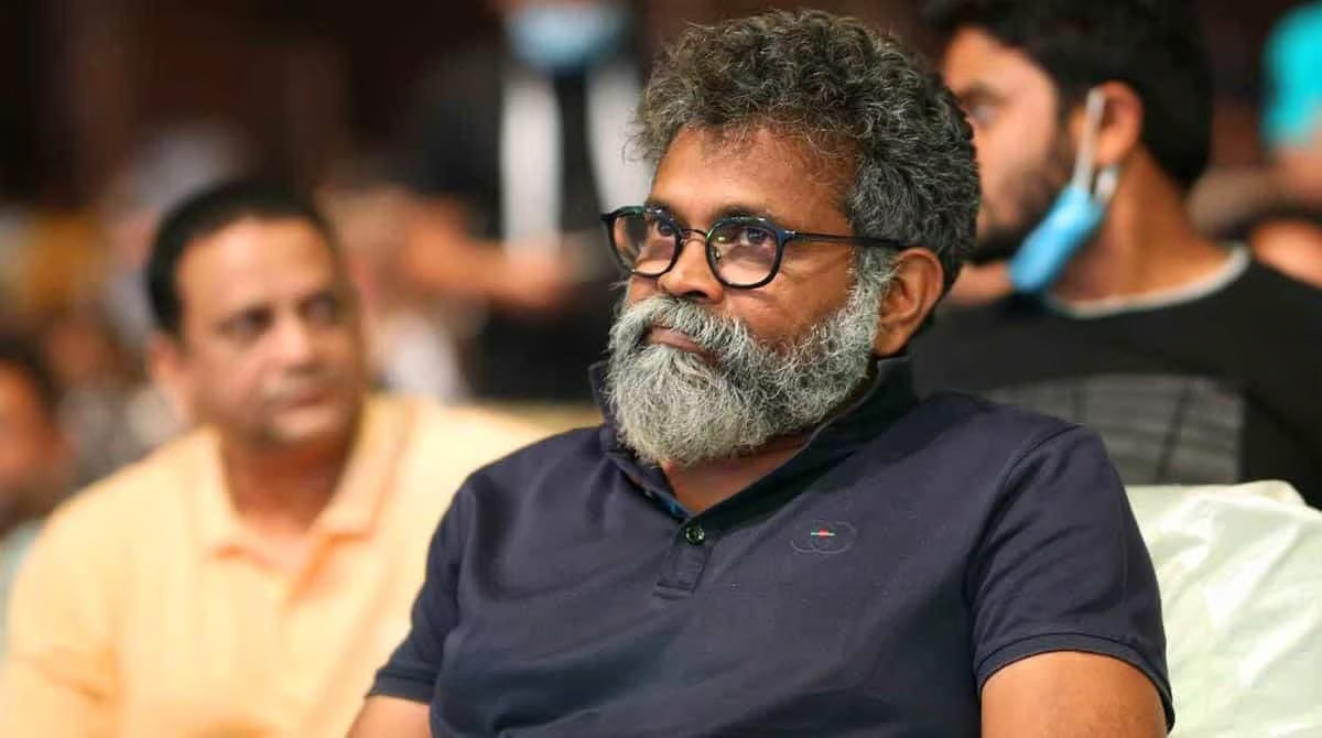 sukumar  సుకుమార్ ని వదలని ఐటి అధికారులు