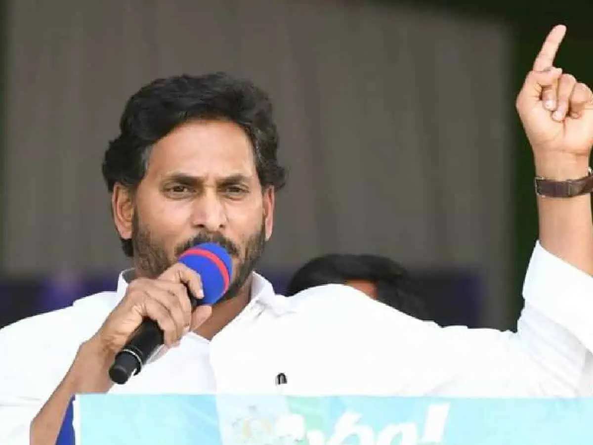 prudhvi raj  జగన్ తో జగన్ ఫ్యాన్స్ తో పెట్టుకోకండి