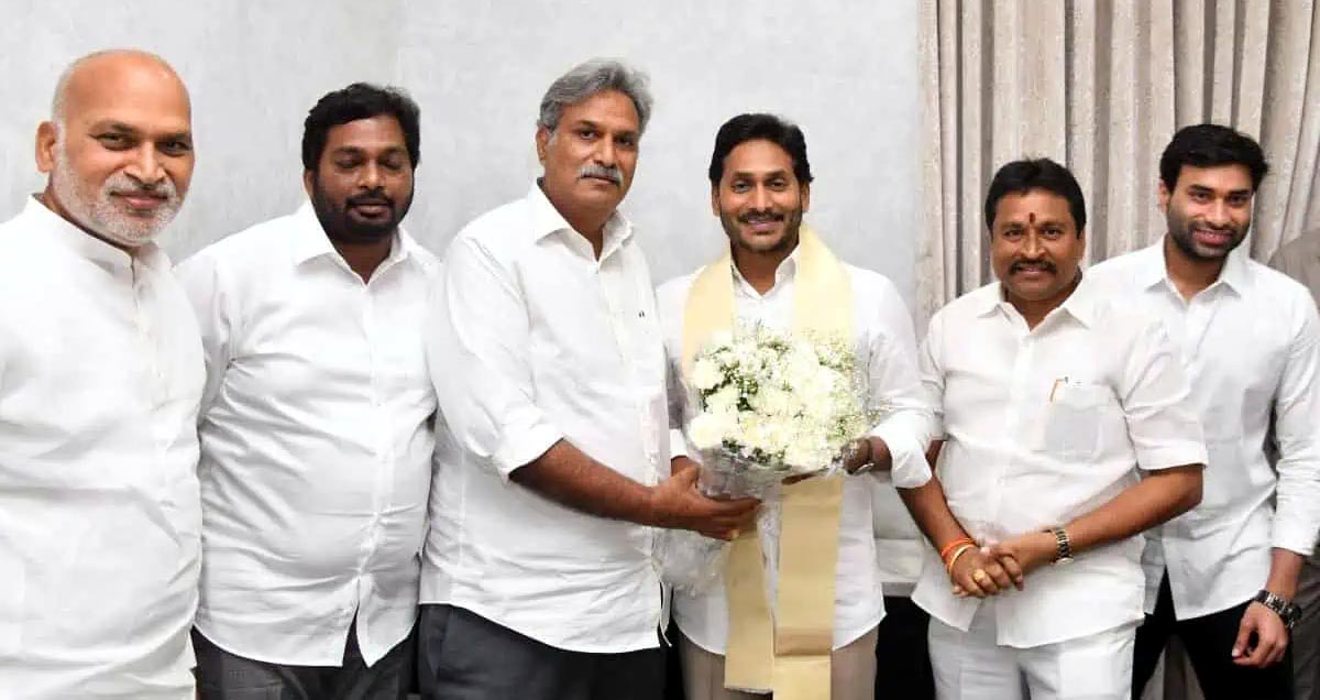 tdp,jagan  బాబు సామాజిక వర్గంపై జగన్ ఫోకస్