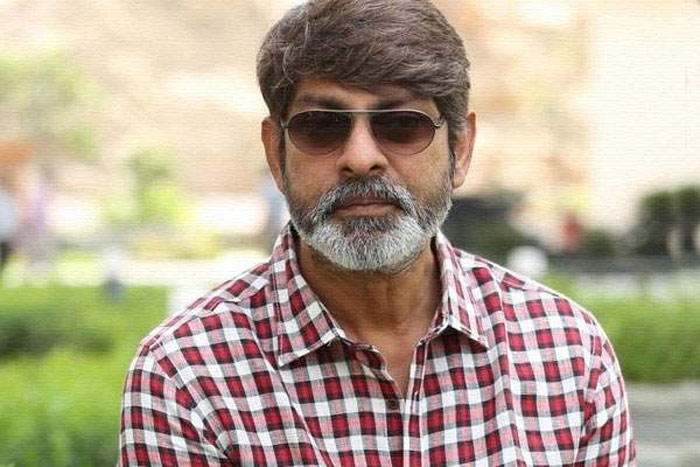 jagapathi babu,biopic,soon  త్వరలో మరో హీరో బయోపిక్..! 