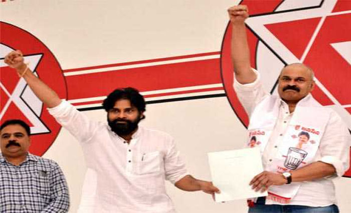 pawan kalyan,janasena party,nagababu,join,andhra pradesh  ఏపీలో జనసేన పరిస్థితి ఏంటి?! 