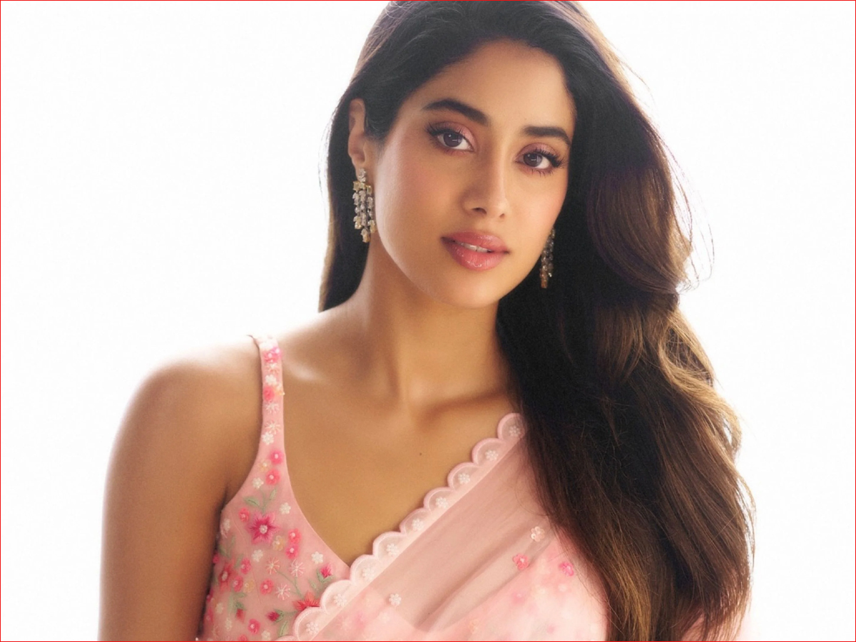 janhvi kapoor  RC 16 కోసం జాన్వీ కపూర్ ఫోటో షూట్ 