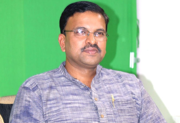 jd lakshmi narayana,ex cbi,future,politics  రెండు నెలల్లో జేడీ భవిష్యత్తు ప్రణాళిక! 