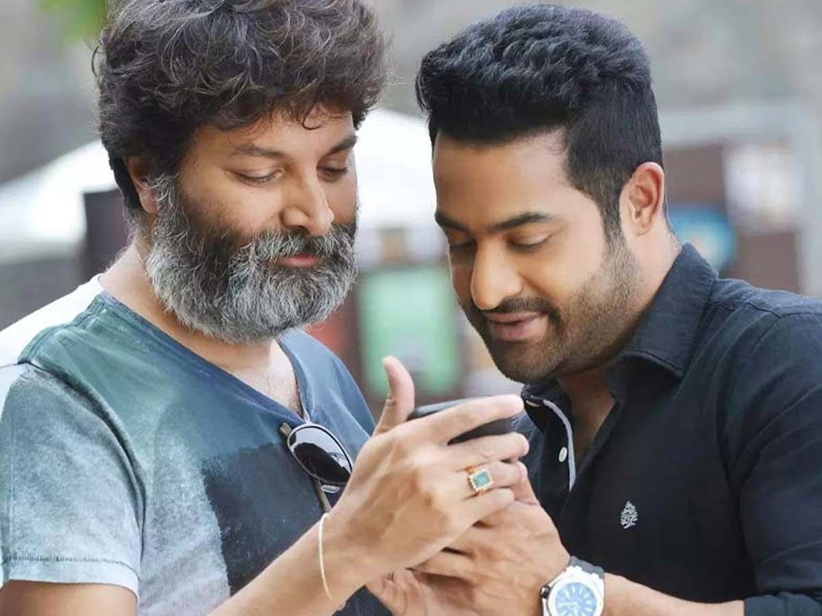 jr ntr,trivikram,title change,ayinanu poyi ravale hastinaku  ఎన్టీఆర్ - త్రివిక్రమ్ కాంబో టైటిల్ అది కాదంటగా!