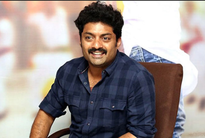 kalyan ram,cm chandrababu naidu,interview  మావయ్యను పొగడ్తలతో ముంచెత్తాడు..!