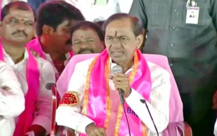 kcr  సాంప్రదాయని.. సుప్పినీ.. సుద్దపూసనీ!