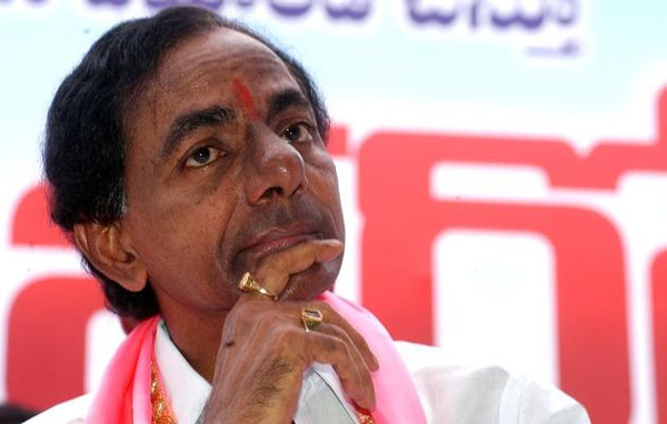 kcr,problems,kcr faced problems,tdp,tdp,districts,hyderabad roads  కేసీఆర్‌ కి కష్టకాలం మొదలైంది..! 