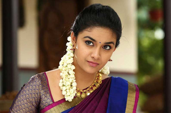 keerthi suresh,jayalalitha,biopic  ఆ పాత్ర కోసం నన్నెవ్వరూ సంప్రదించలే: కీర్తి