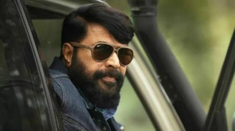 kerala,police books,mammootty,covid protocol  కరోనా పై నెగ్లెట్... మలయాళ హీరోపై కేసు