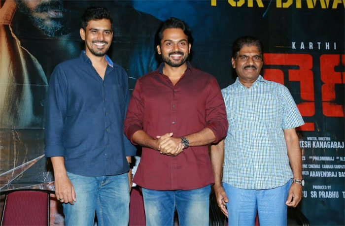 karthi,khaidi,success meet,details  ఎక్కడికి వెళ్ళినా ఖైదీ కార్తీ అంటున్నారు: కార్తీ