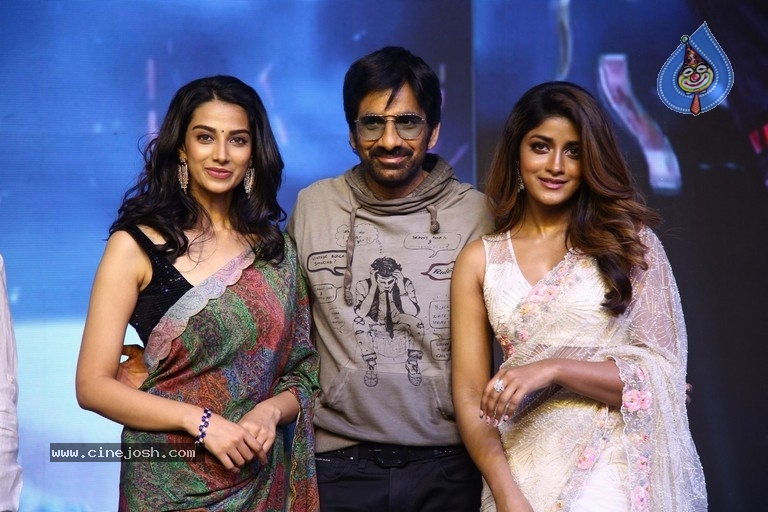 khiladi,ravi teja,ramesh varma,khiladi pre reelase event  నేను ల‌క్ ను న‌మ్మ‌ను క‌ష్టాన్ని నమ్ముతా 