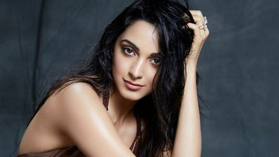 kiara advani,bollywood,career,stress relief,star dum,tollywood young heroes,ram charan,ntr  నేను స్టార్ ని కాదు.. ఓ నటిని మాత్రమే