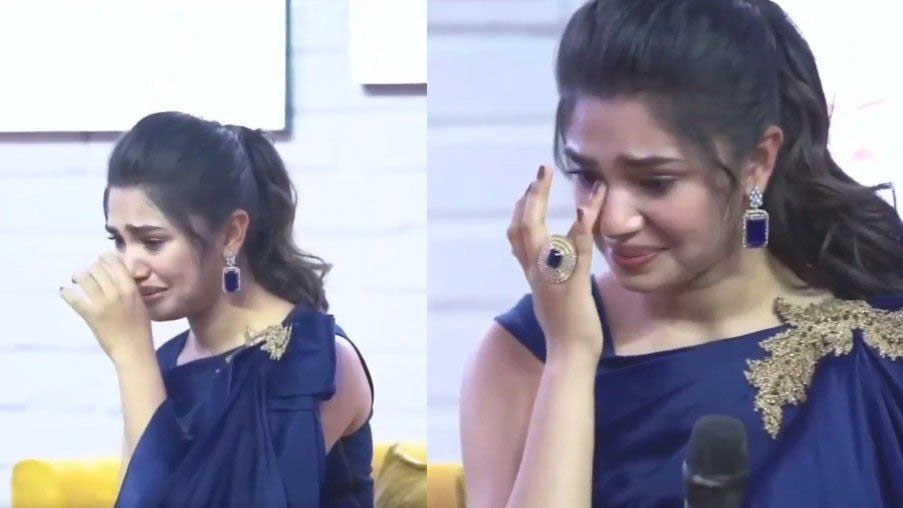 krithi shetty,anchor overaction,krithi shetty crying  కృతి శెట్టిని ఏడిపించిన యాంకర్స్ 