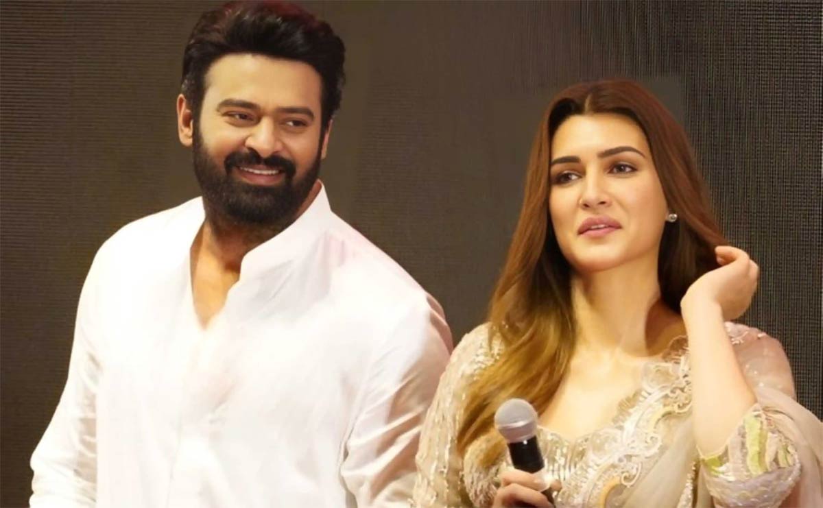 prabhas,kriti sanon  ప్రభాస్-కృతి సనన్ మధ్యన ఏదో ఉందయ్యా..