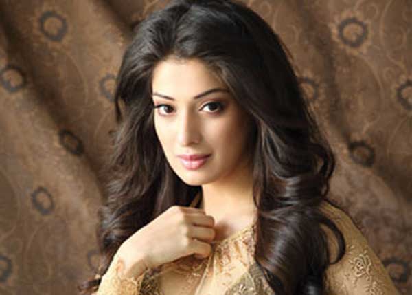 lakshmirai,harrar,kamedy movie,shavukaru petai,thamil movie  మరో అందమైన దయ్యం!