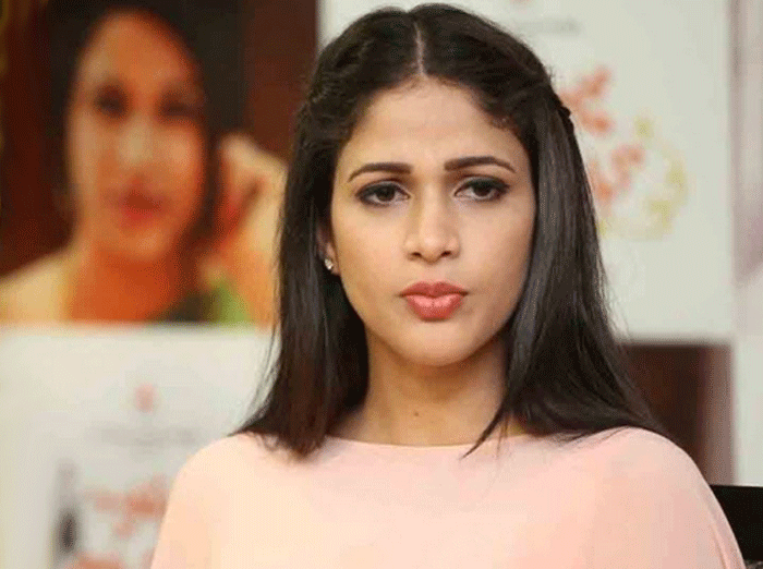 lavanya tripathi,fires,netizen,social media  ఇష్టం వచ్చినట్లు మాట్లాడితే ఊరుకోను: హీరోయిన్