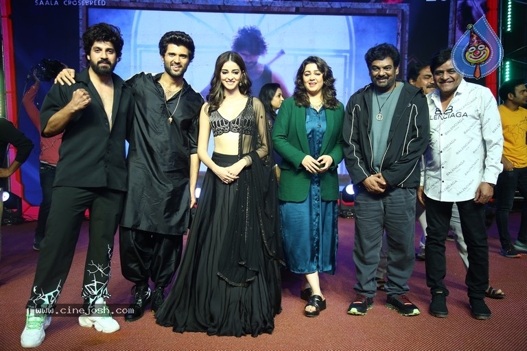 liger movie,liger fandom tour event,vijay deverakonda,ananya panday,puri jaganandh,charmee kaur  లైగర్ ఫుల్లీ లోడెడ్ మసాలా మూవీ