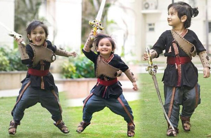 cute,little,sye raa narasimhareddy,rocks,director,surender reddy,son,arik reddy  సూరి కుమారుడు 'సైరా.. బుల్లోడు'..! 