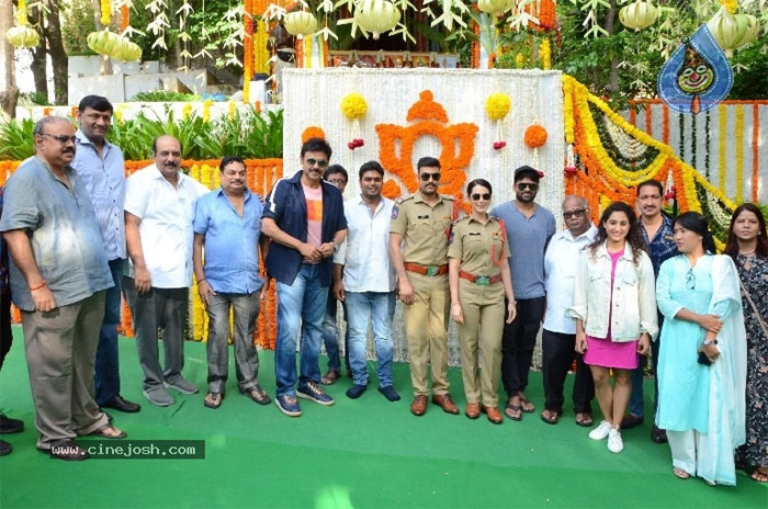 maa aayi productions,22,movie opening,celebrities,venkatesh,ba raju,shiva kumar  వెంకీ క్లాప్‌తో మా ఆయి ప్రొడక్షన్స్‌ ‘22’ స్టార్ట్స్