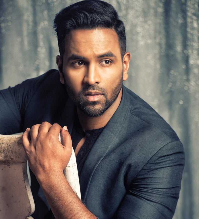 hero manchu vishnu,sensational comments,tollywood directors  వారి వల్లే ఇలా అయ్యానంటున్న విష్ణు  