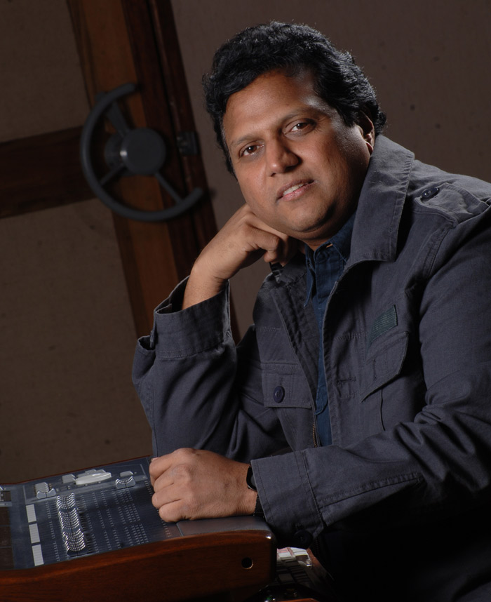 mani sharma,fashion designer son of ladies tailor,chiranjeevi,choodalani vundi,ramma chilakamma song,vamsy  మణిశర్మ కుండబద్దలు కొట్టేశాడు..!