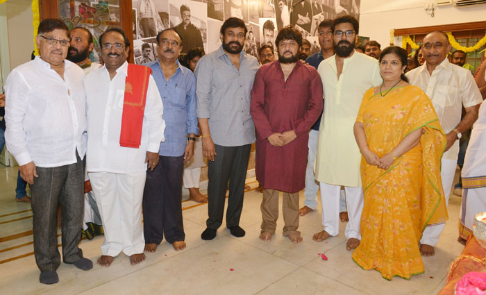 chiranjeevi,chiru151,ram charan,august 22,motion poster,chiranjeevi birthday  మెగా ఫ్యాన్స్ నిరాశోద్దు. మీది మీకే వుంది..!