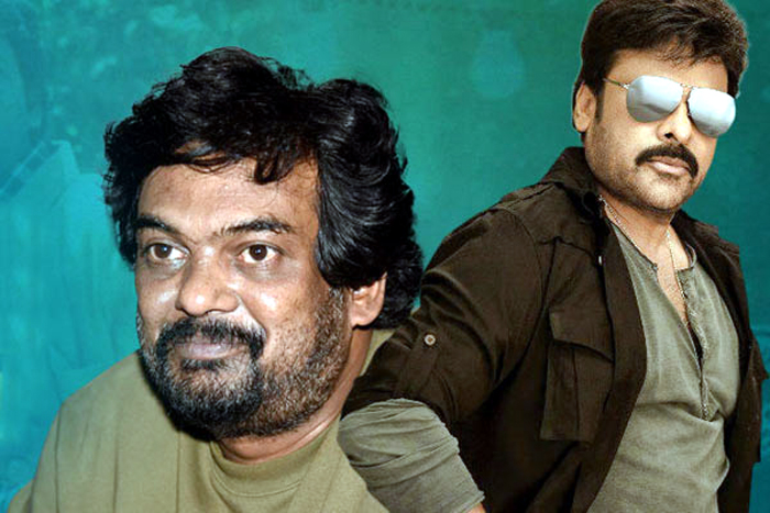 megastar chiranjeevi,tweets,beach,director puri jagannadh,charmi  పూరీ బీచ్‌లో తిరుగుడుపై చిరు ఇంట్రెస్టింగ్ ట్వీట్